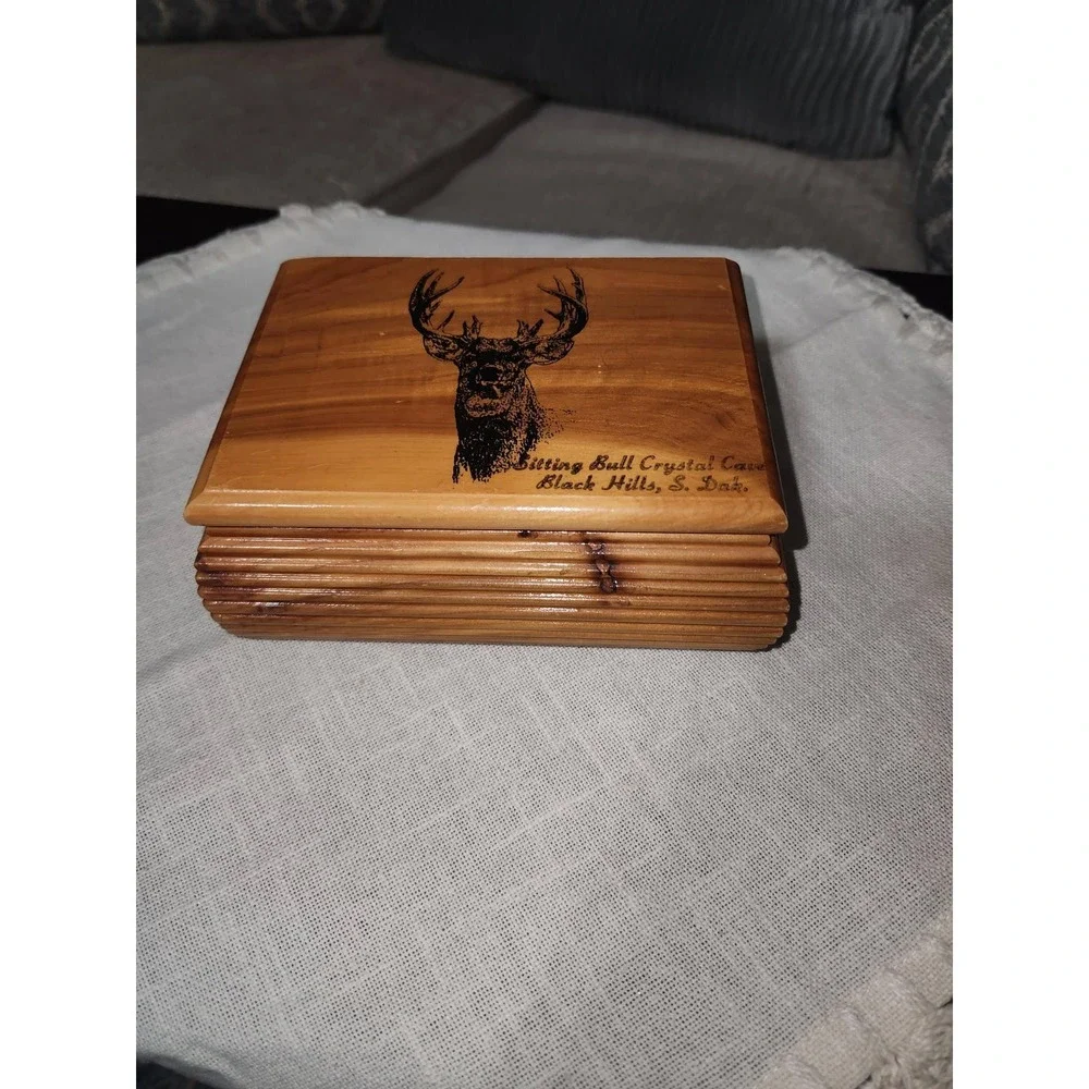 Vintage Cedar Wood Trinket Box Sitting Bull Crystal Cavern Black Hills SD Deer